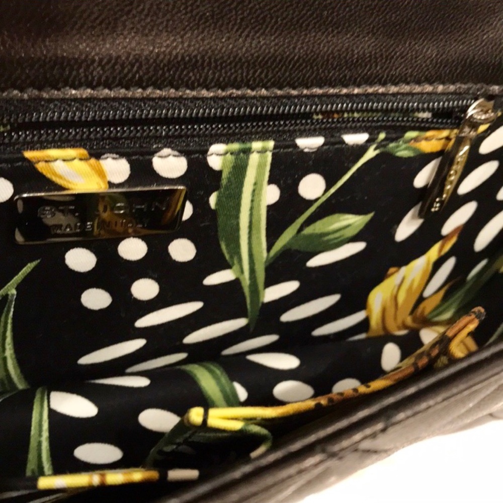 NWT luxury authentic rare minimalist classic St. John Black quilted bag - Picture 7 of 9